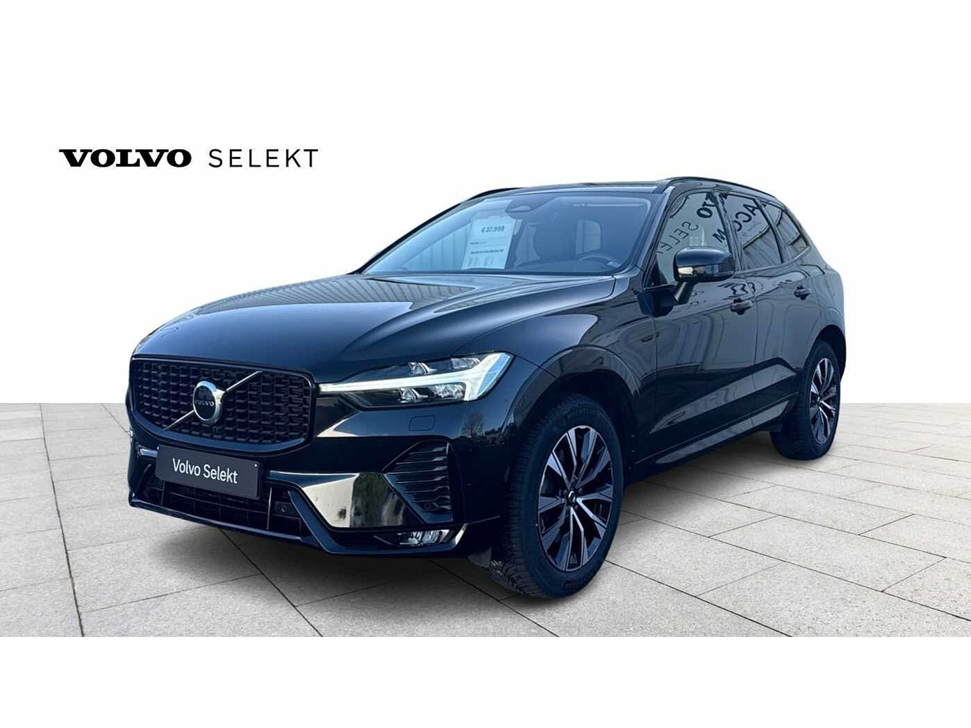 Volvo XC60 Plus, B4 Mild hybrid, Diesel, Dark 49326673-0.jpg | ACB Woluwe
