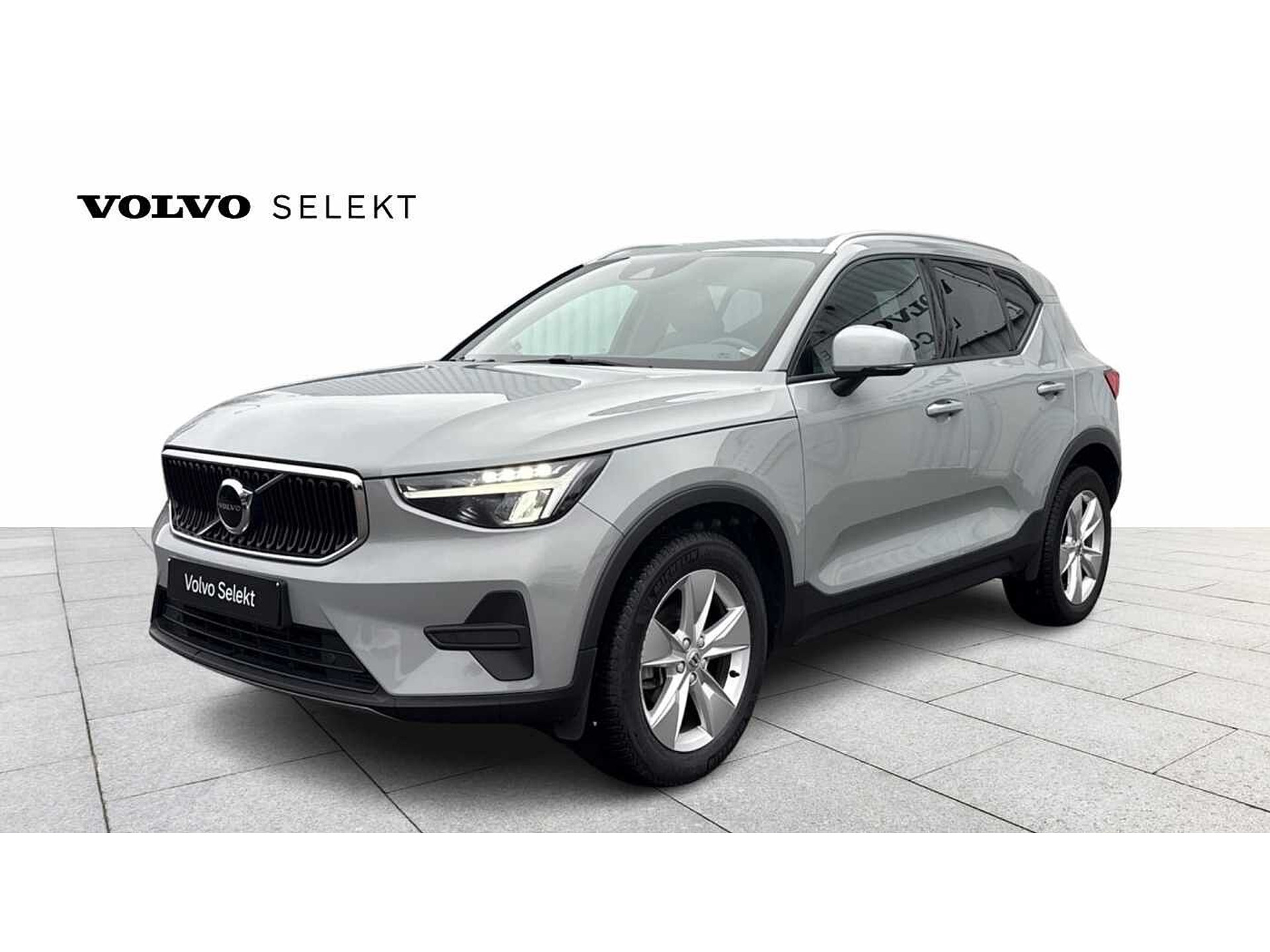 Volvo XC40 Core, T2 Automaat Benzine 49544848-0.jpg | ACB Woluwe