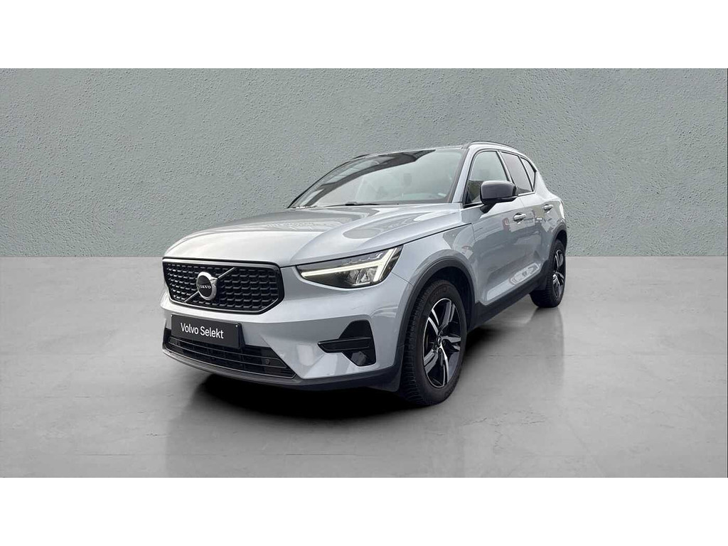 Volvo XC40 Plus Dark, B3 Mild hybrid, Benzine 51010626-0.jpg | ACB Zaventem