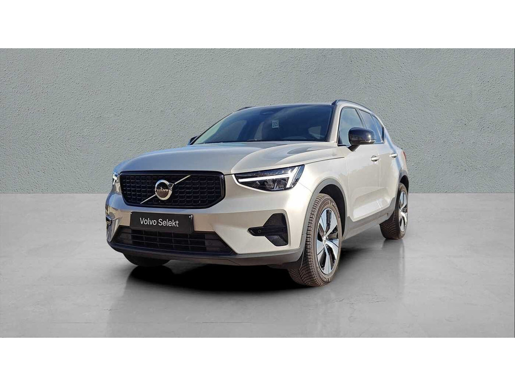Volvo XC40 Plus, B3 Mild-hybride (MHEV), Benzine, Dark 57216473-0.jpg | ACB Zaventem