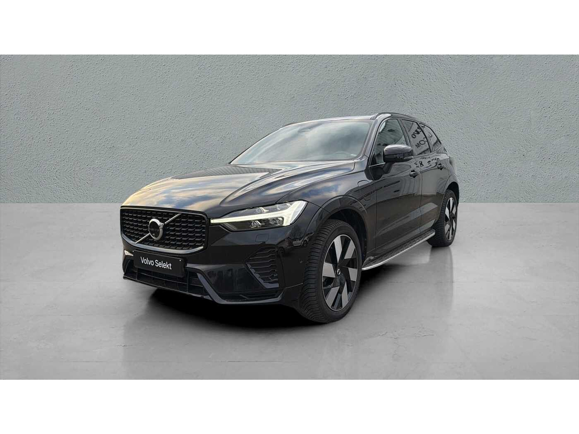 Volvo XC60 T6 AWD Ultimate Dark Plug in Hybride- Luchtvering - Trekhaak 48482088-0.jpg | ACB Zaventem