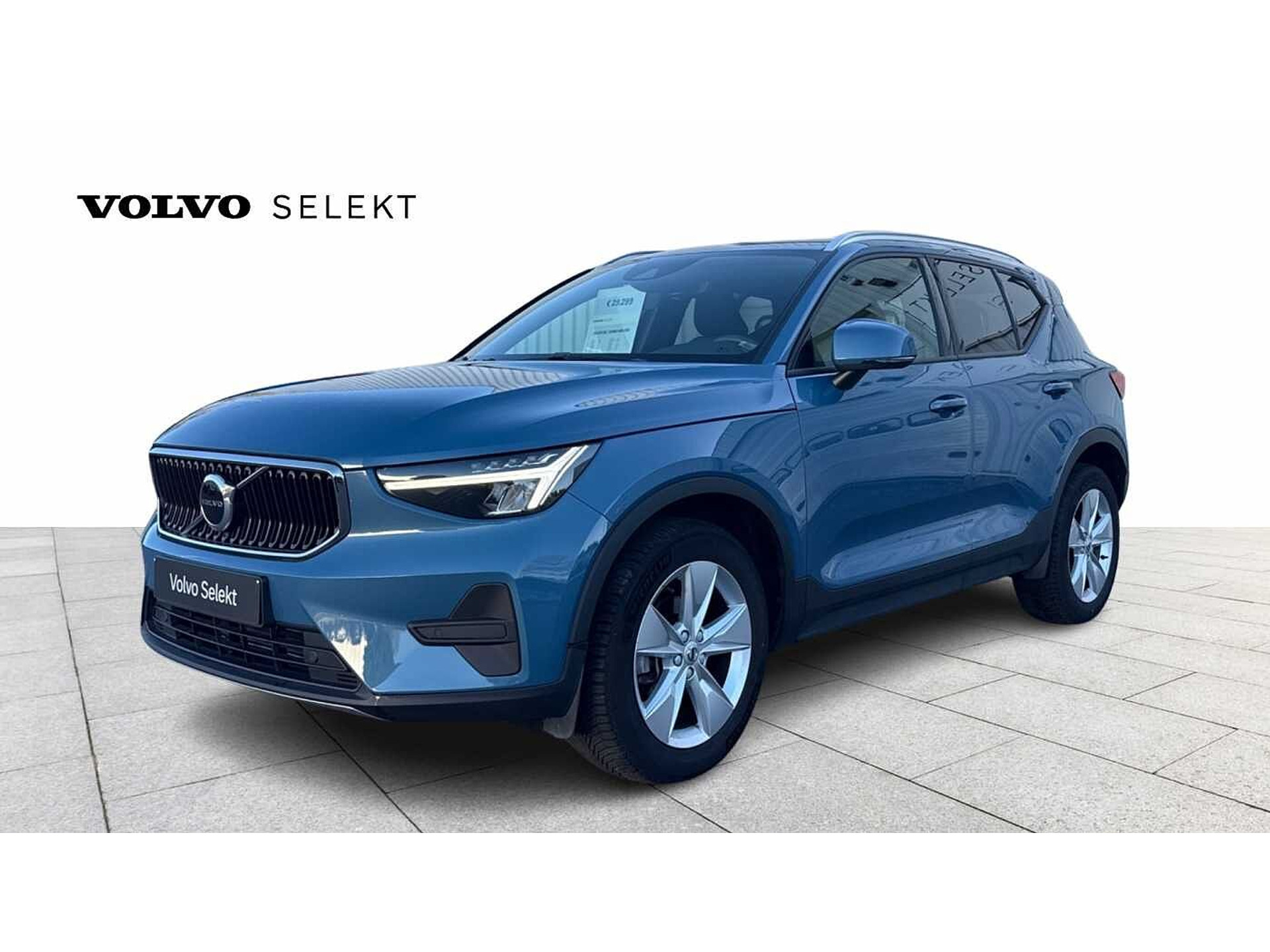 Volvo XC40 Core, T2 Automaat, Benzine 49052914-0.jpg | ACB Woluwe